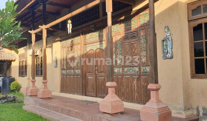 Dijual Rumah Besar Letak Strategis Lokasi Jln Kenyeri, Tonja 1