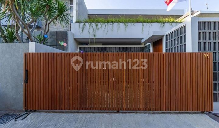 Dijual / Freehold : Tomy Cozy Villa 3 Beds, Jl. Bidadari