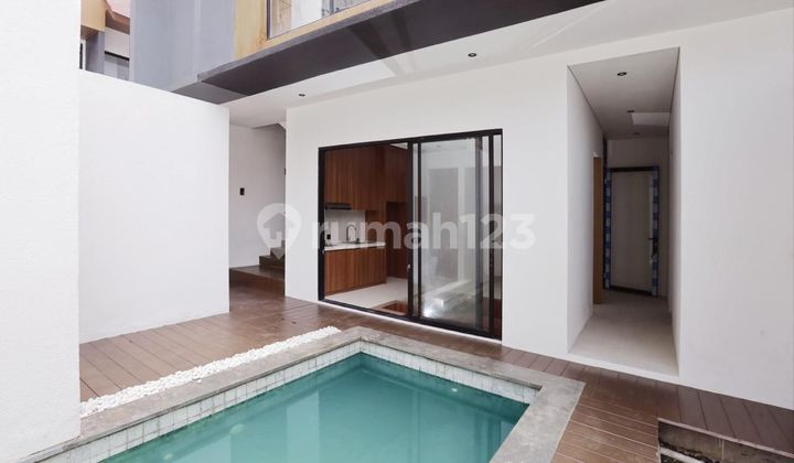 2 Units Brand New Villa Side By Side, Located At Nyanyi Beach 2 Units Brand New Villa Side By Side, Located At Nyanyi Beach