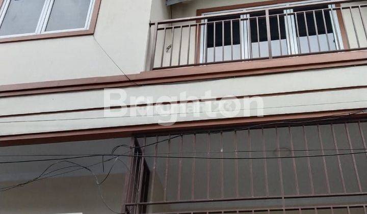 RUMAH 3 LANTAI DI TELUKGONG SELATAN JAKARTA UTARA 2