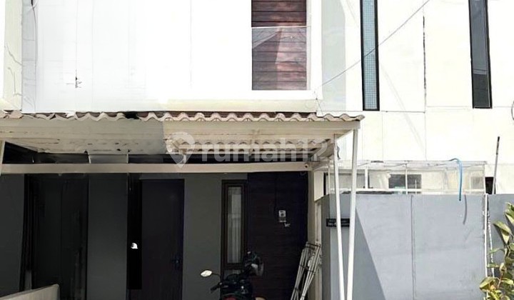 JUAL RUMAH GOLDEN EAST KEBOMAS GRESIK STRATEGIS DEKAT PINTU TOL 1