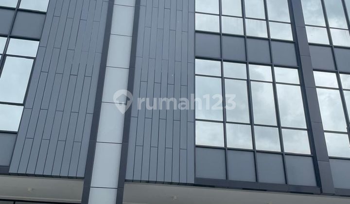 Disewakan Ruko Marina Bay Hollywood .Dijalan Boulevard Raya Disewakan Ruko Marina Bay Hollywood .Dijalan Boulevard Raya