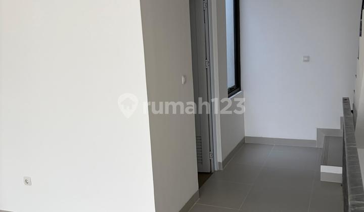 For Rent Educity Harvard Shop House 4.5 X 12.5, 3 Floors Ready to Use. Cheap And 2