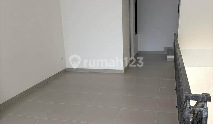 For Rent Educity Harvard Shop House 4.5 X 12.5, 3 Floors Ready to Use. Cheap And 1