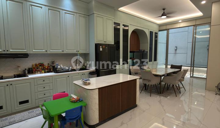 Jual Rumah Manhattan Pik2.8x25.2,5 LT.