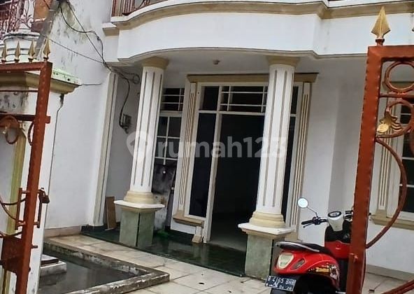 Jual Rumah Ditaman Palem Lestari 2 1/2 Lt