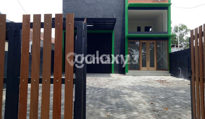 Warehouse + 2-story office on Raya Menganti Sidomulyo, Gresik