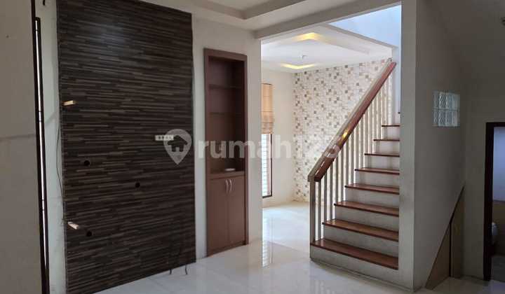 Di Jual Rumah di Perumahan Wisma Lidah Kulon 2