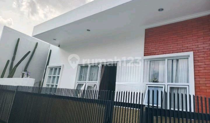 SHM House 101 M2 Ready to Occupy in Duren Sawit East Jakarta