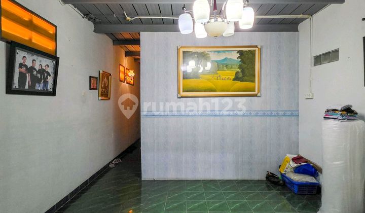 Strategic SHM House, Suitable for Boarding House and Other Businesses in Rawa Tengah, Central Jakarta