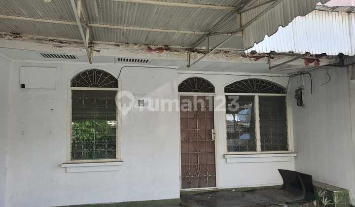 Rumah Tua SHM Lokasi Strategis di  Kelapa Gading Jakarta Utara 2