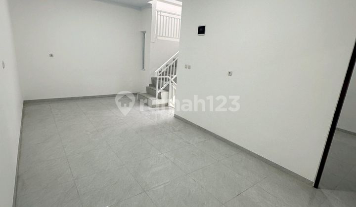 Rumah Baru Bagus Shm Lokasi Strategis Di Tanjung Duren Jakarta Barat 2