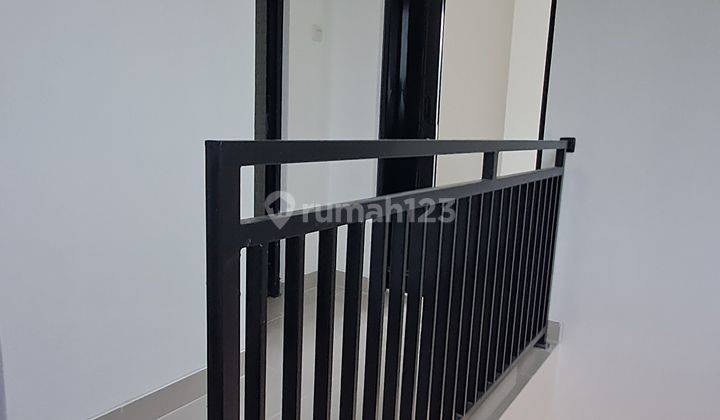 rumah dua lantai siap huni di sawangan depok  2