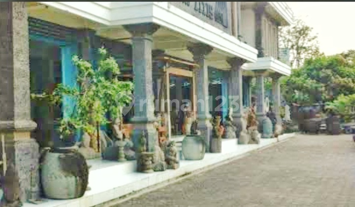 Disewakan Ruko Besar Seluas 1200 M2 Di Kuta, Lokasi Sangat Strategis