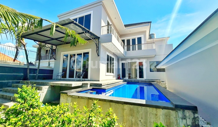 Rumah Mewah 2 Lantai Dengan Kolam Renang Dijual Di Buluh Indah, Denpasar Barat-bali
