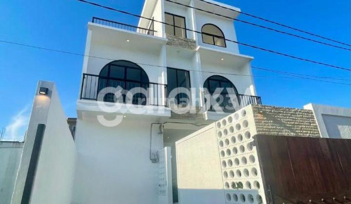 BRANDNEW VILLA MEWAH MEDITERANIA DI UNGASAN BADUNG, BALI