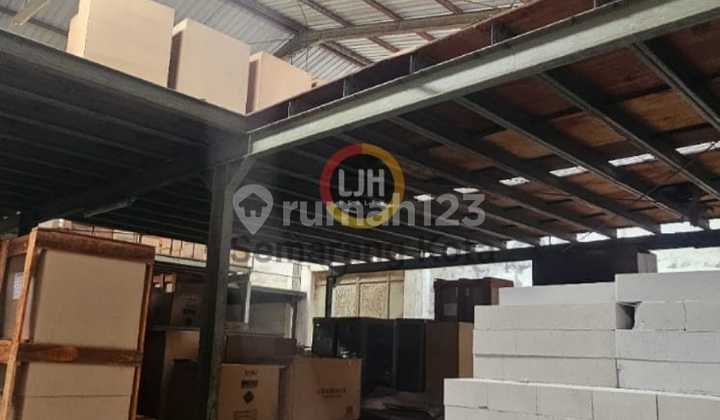 Bangunan gudang atau pabrik di Terboyo  2