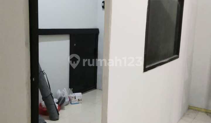 Ready-to-use shop house in Pinggir Alley 2