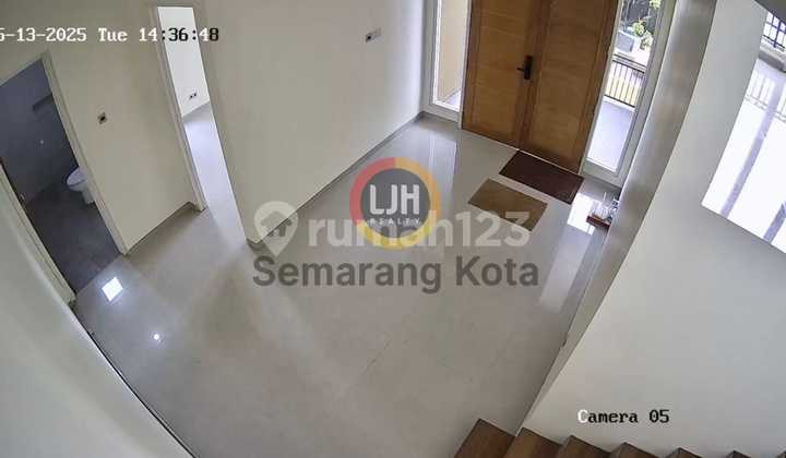 Rumah siap huni di Graha Candi Golf, 2