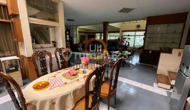 Rumah Di Jalan Taman Maluku 2