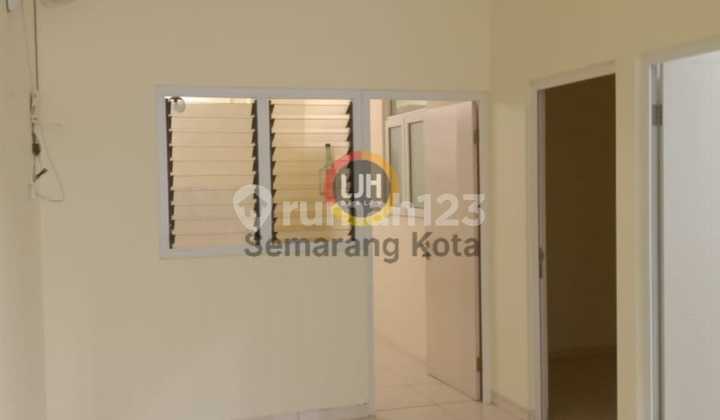 Ready-to-occupy house in Plamongan Indah 1