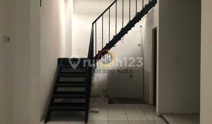 Ready-to-occupy house in Taman Serang 1