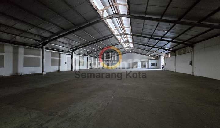 Gudang di Perintis Kemerdekaan 1