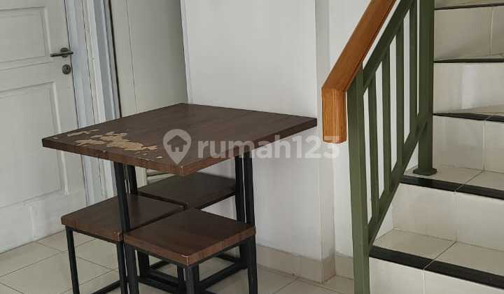 Virginia Semi Furnished