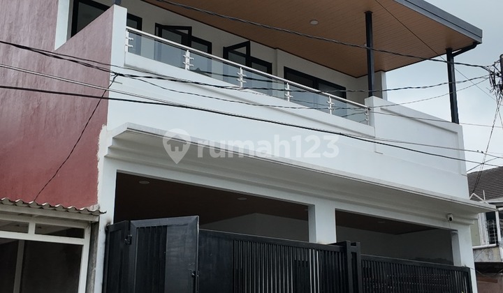 Sector 7C 3-Storey Building