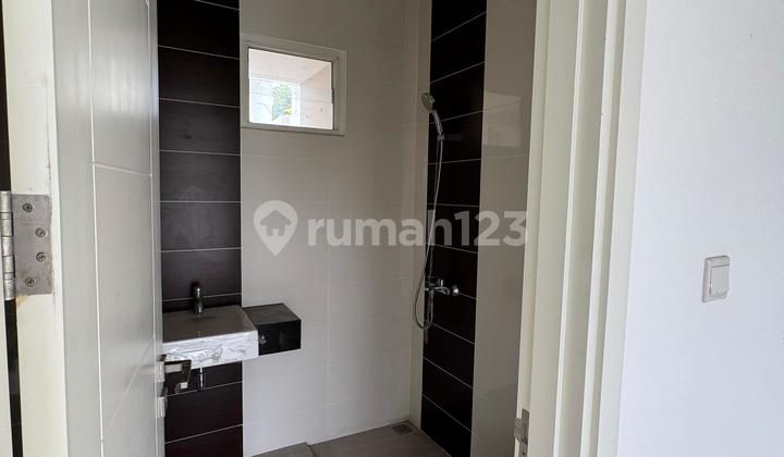 Edison Faces North 2