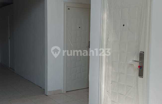 Valencia Graha Raya Hoek 2