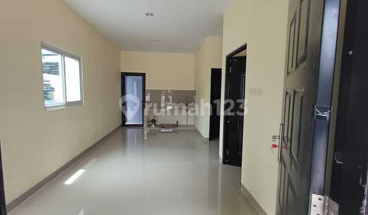 Affordable Sector 6 Ready to Live Neat