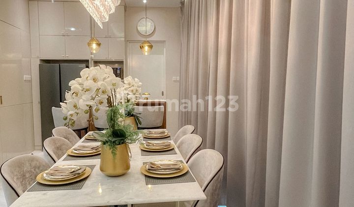 Grand Pasadena Hoek Mewah