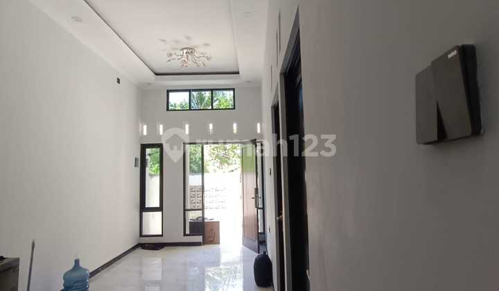 Single Story House in Tembalang I Villa Tembalang 2