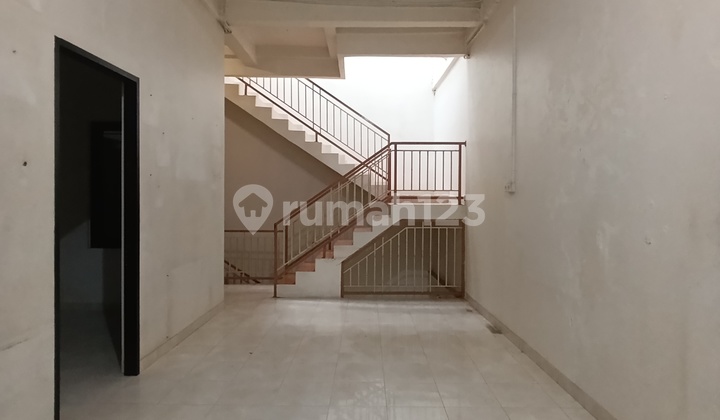 Hot Deals Rumah Kokoh 3 Lantai Pondasi Siap Tambah Lantai Dekat Kampus Binus Cocok Buat Hunian, Kos-kosan & Tempat Usaha Di Kemanggisan Jakarta Barat