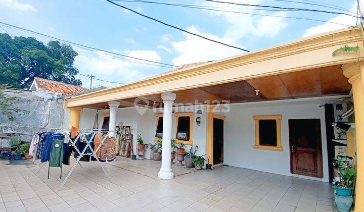 Hot Deals Rumah Rapih & Bagus Strategis Dipinggir Jalan Hidup 2 Arah Cocok Untuk Hunian, Kos-kosan & Tempat Usaha Di Kemanggisan Jakarta Barat