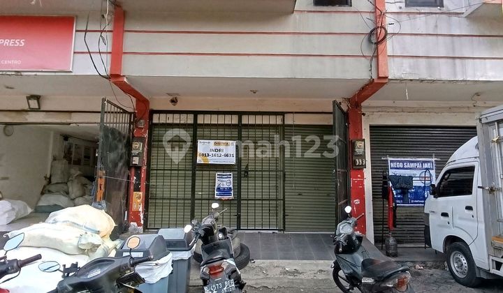 Ruko 2 Lantai Strategis Siap Huni Pasca Renovasi bisa Gandeng, Parkiran Luas Cocok untuk Kantor, Gudang & Ruang Tempat Usaha Lainnya di Daan Mogot Taman Ratu Duri Kepa Dekat Tanjung Duren Jakarta Barat.