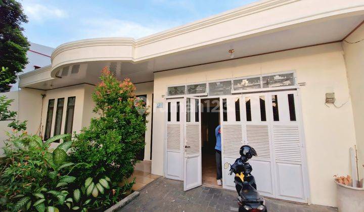 Rumah Mewah Luas 1,5 Lantai Strategis Bebas Banjir, Akses Mudah Menuju Tol Dalam Kota & Jalan Raya Utama , Kemanggisan, Slipi, Jakarta Barat 1
