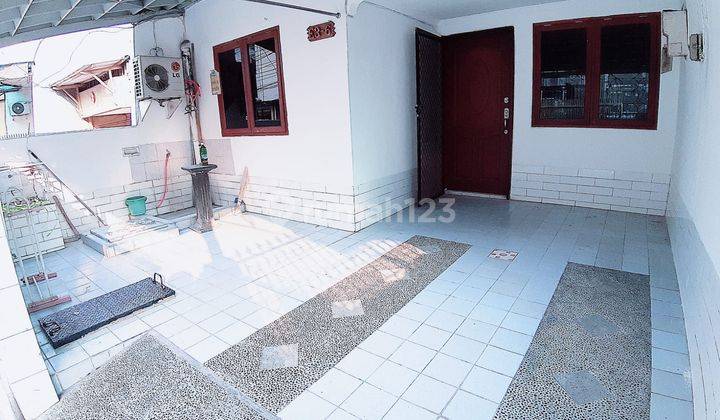 Rumah Nyaman 1,5 Lantai Rapih & Bagus Ada Carport Lingkungan Tenang Di Dalam Komplek Perumahan Taman Ratu Tanjung Duren Jakarta Barat  2