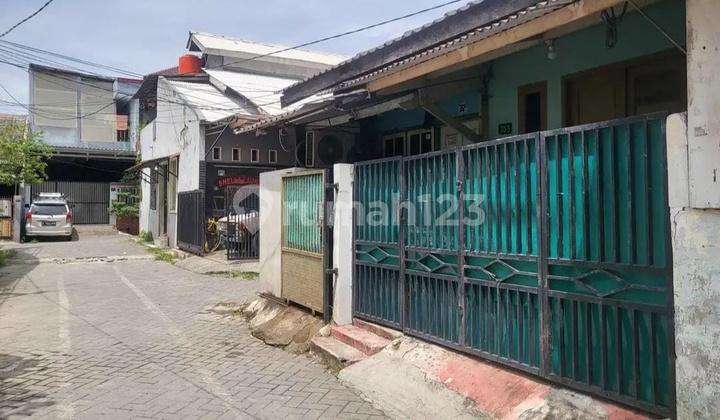 Rumah Siap Huni Nyaman Strategis, Bonus Free Gratis Home Electronic, Cocok Untuk Hunian Atau Investasi Penyewaan Rumah Sebagai Passive Income Di Duri Kosambi Jakarta Barat