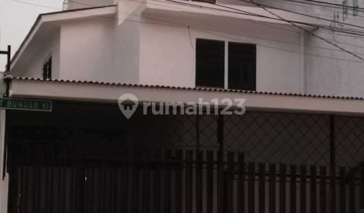 Rumah Cantik & Rapih Dibawah NJOP Siap Huni 2,5 Lantai Bagus Pasca Renovasi Total Seperti Rumah Baru, Strategis Row 2 Jalur, Pasar Baru, Jakarta Pusat 1