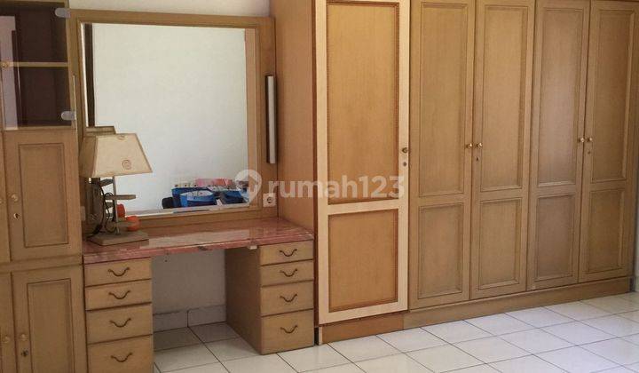 DI JUAL RUMAH DI VILLA  MELATI MAS DI HOEK 2