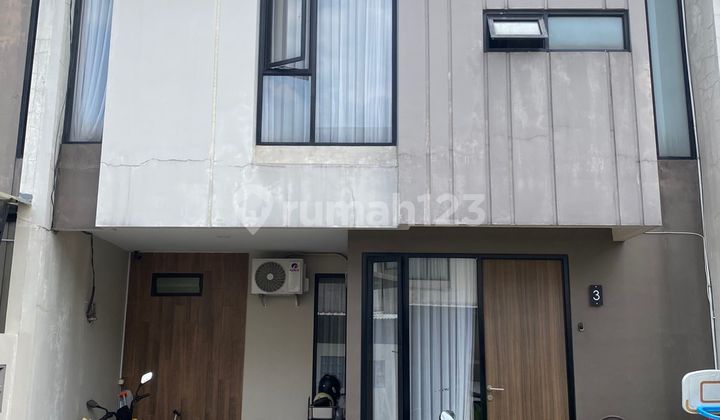 Rumah Modern Di Kayu Manis Parkview Pamulang