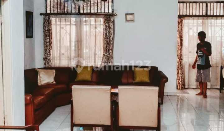 House for Quick Sale in Radio Dalam Area, South Jakarta House for Quick Sale in Radio Dalam Area, South Jakarta