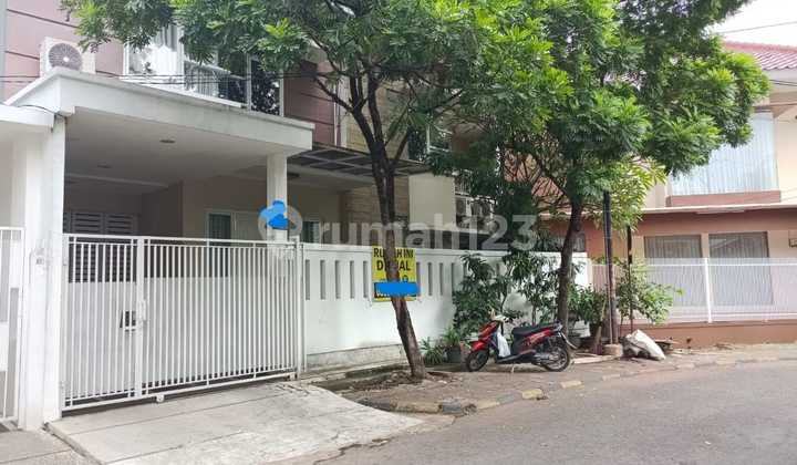 Strategic House in Perkici Raya, Bintaro Jaya Sector V