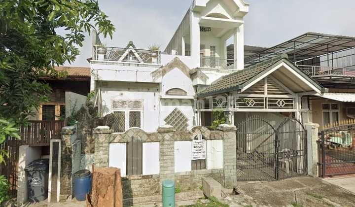 Rumah 2 Lantai Victoria Park Residence Karawaci Baru