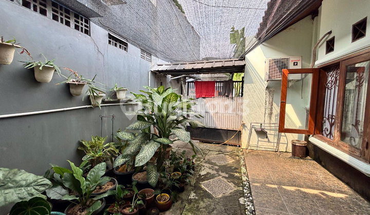 RUMAH TINGGAL DAN KIOS DEKAT AREA BINTARO JAYA 2
