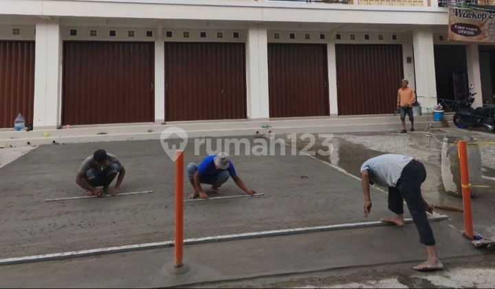 Nice Shop House for Business in a Busy Jatinangor Area