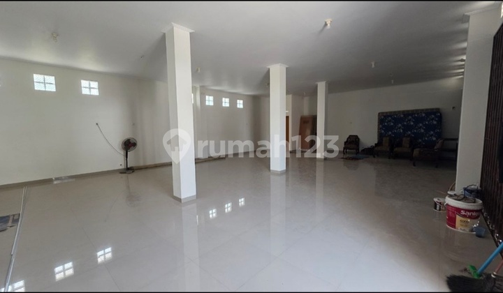 Nice Shop House for Business in a Busy Jatinangor Area