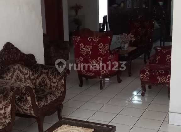 Spacious House in the Heart of Riau Wing City 2